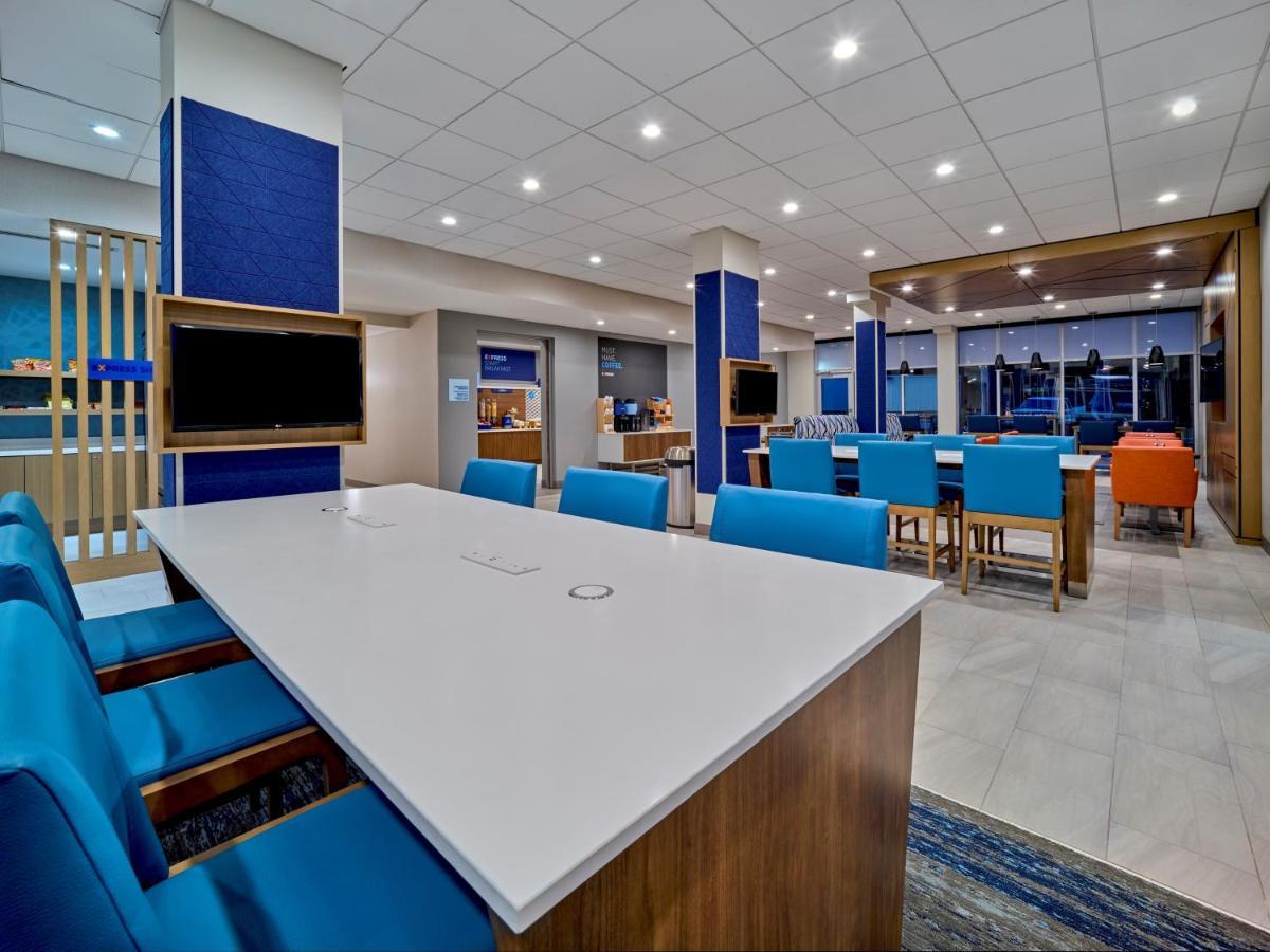 Holiday Inn Express - Huntsville Space Center By Ihg Exterior foto